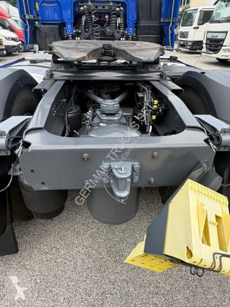 DAF 480 tractor unit