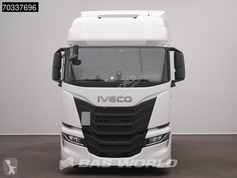 Iveco S-Way 460 4X2 Mega 2x Tanks Standklima...