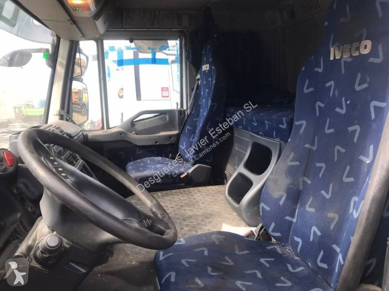 Iveco 440 S 45 tractor unit