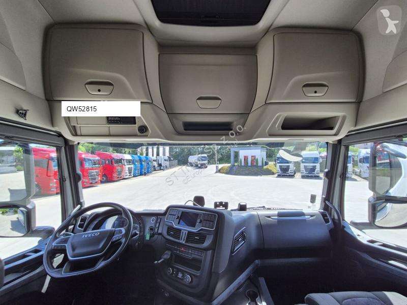 Iveco 460 LNG / STANDARD tractor unit