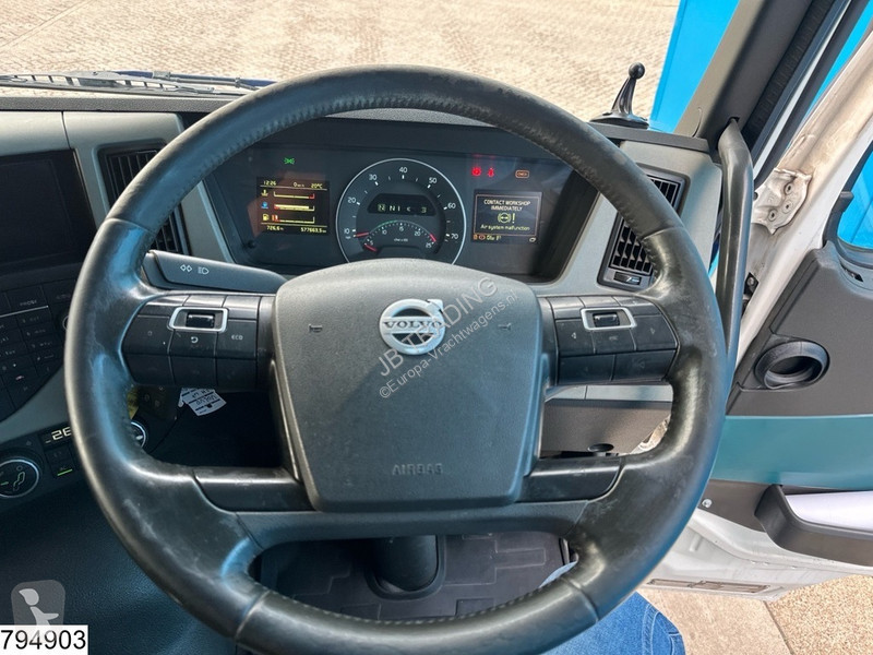 Tahač Volvo 460 EURO 6, 6x2, PTO, RHD