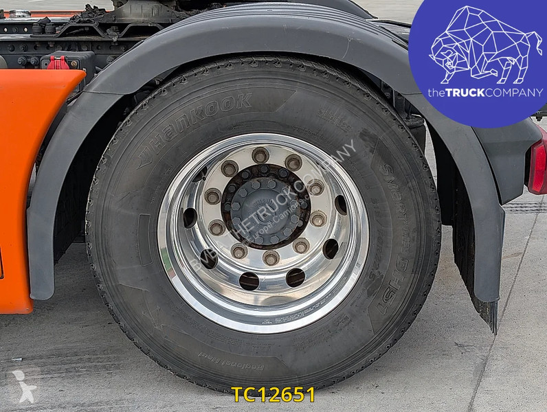 Iveco 570 tractor unit