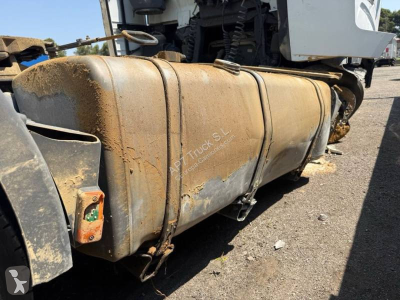 Iveco 490 tractor unit