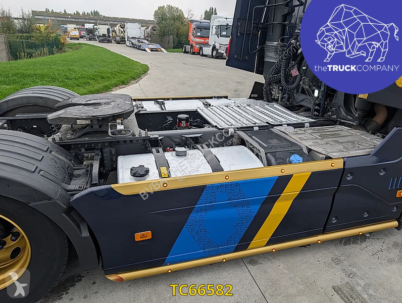 Renault T 520 tractor unit