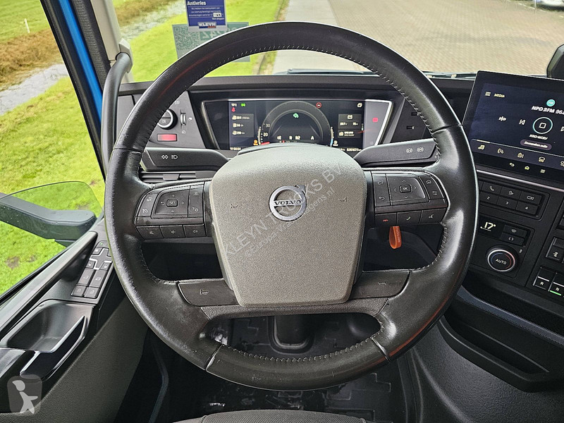 Volvo FH 460 tractor unit