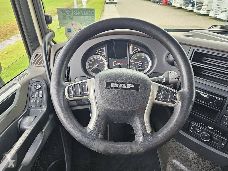 DAF 480 tractor unit