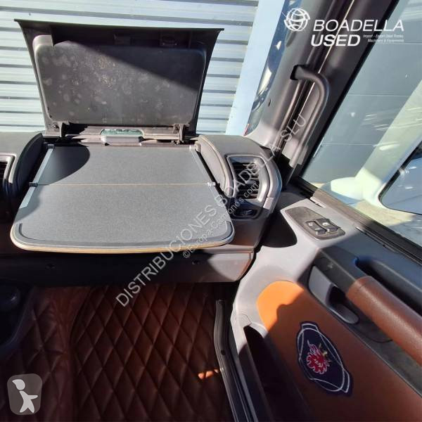 Scania 580 tractor unit