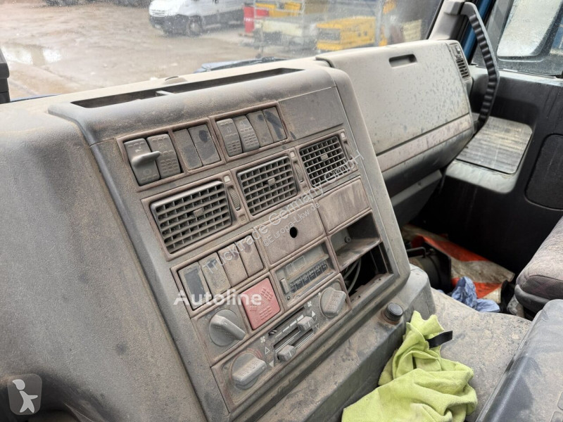Iveco 190E44W 13 tractor unit