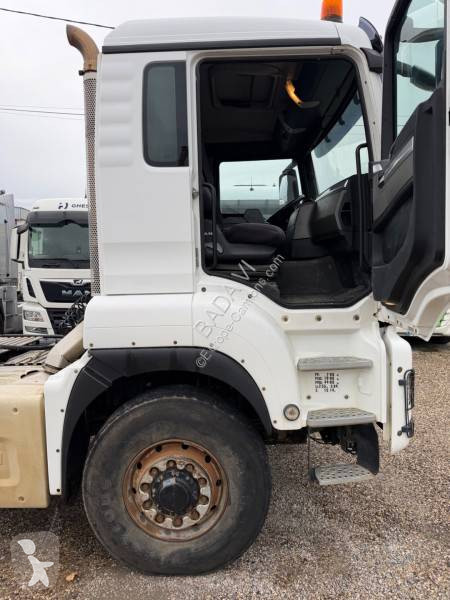 MAN 18.480 tractor unit