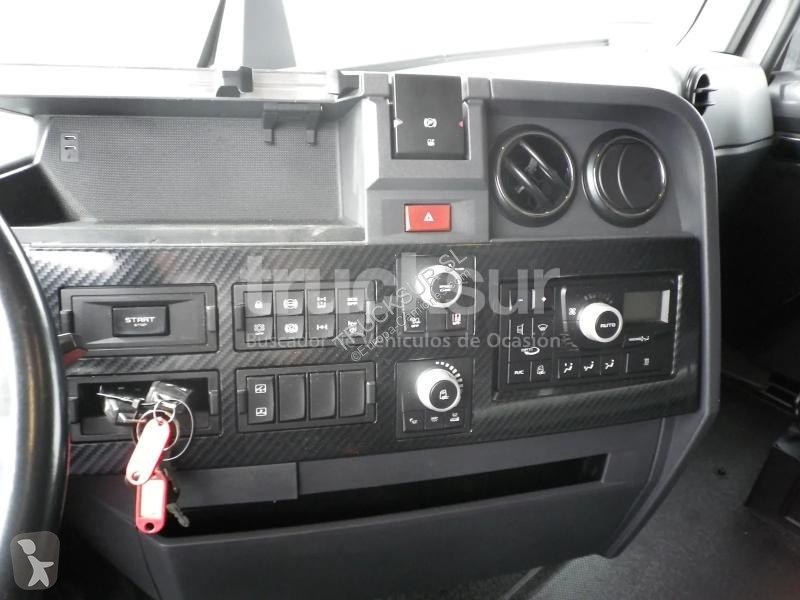 Renault T520 HIGH SLEEPER CAB EVO tractor unit