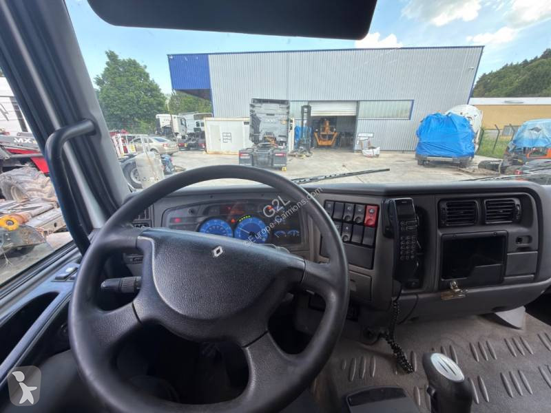 Renault 420 DCI tractor unit