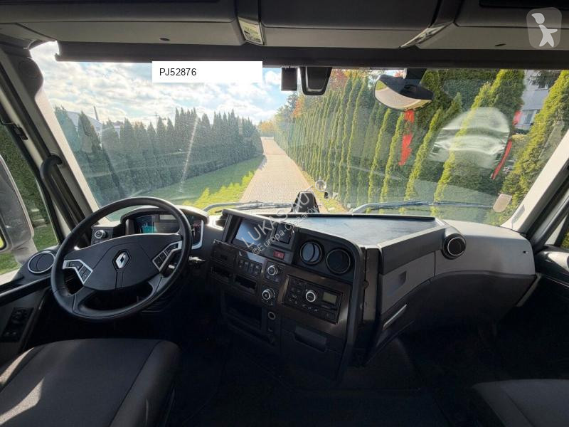 Renault T520 HIGH tractor unit
