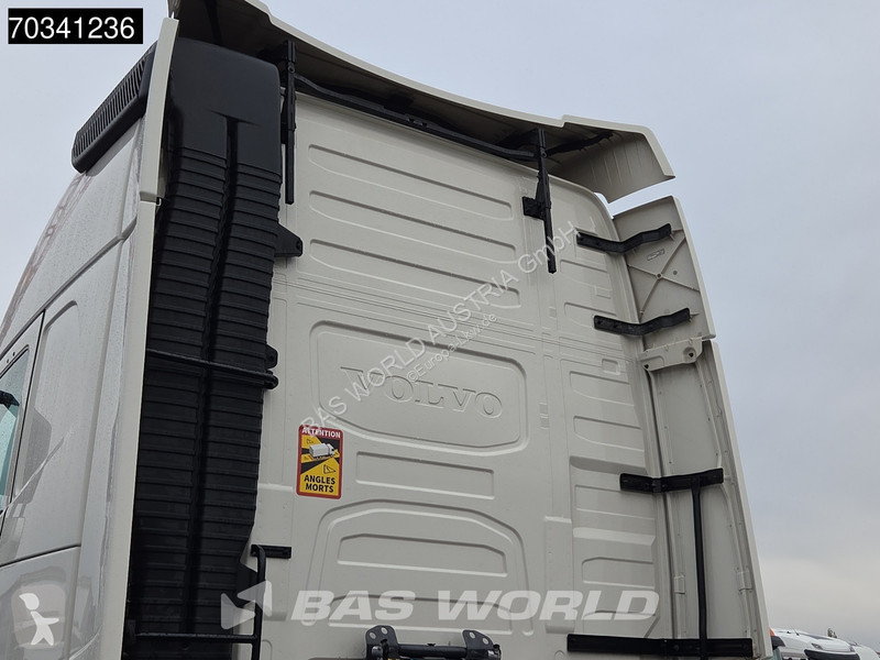 Volvo FH 460 4X2 XL Mega I-ParkCool 2x Tanks...