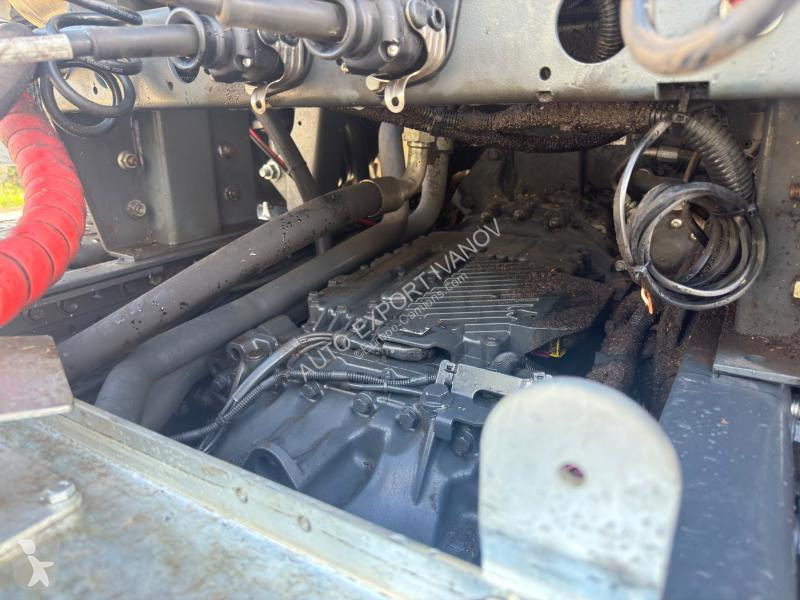 Iveco 580 tractor unit