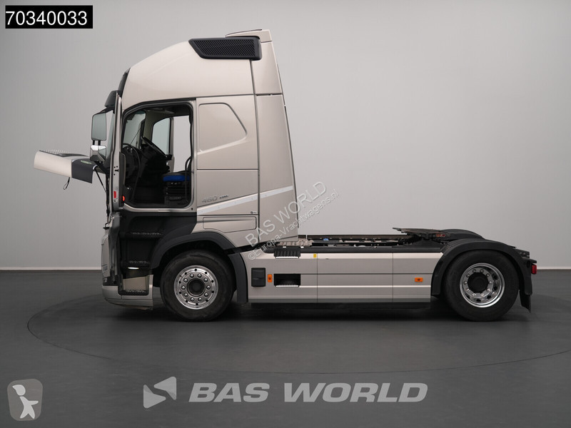 Traktor Volvo FH 460 4X2 XL APK 01-2028 2x...