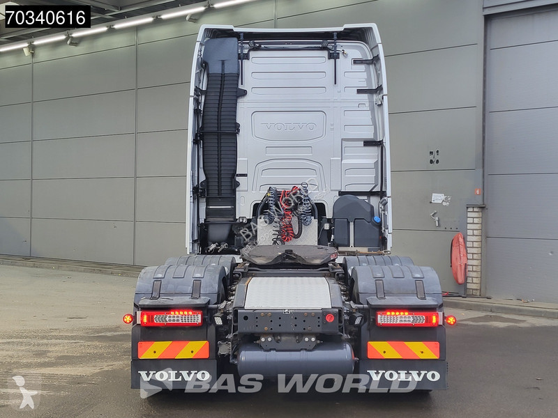 Nyergesvontató Volvo 650 6X2 XL Full-Air...
