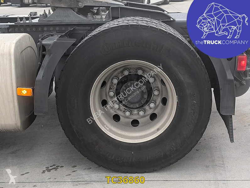 Renault T 460 tractor unit