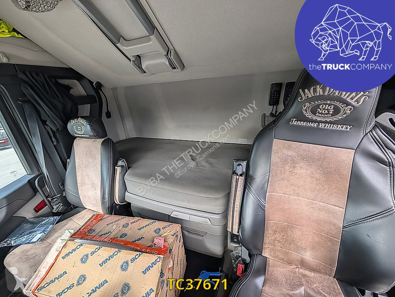 Cabeza tractora Scania