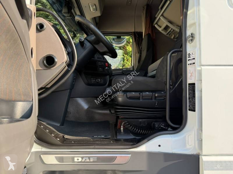 Traktor DAF 480
