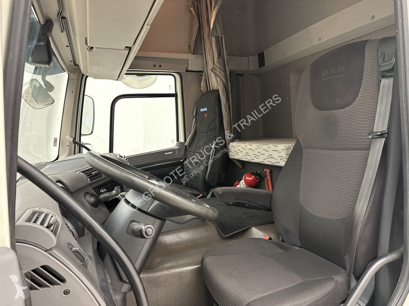 Traktor DAF 440