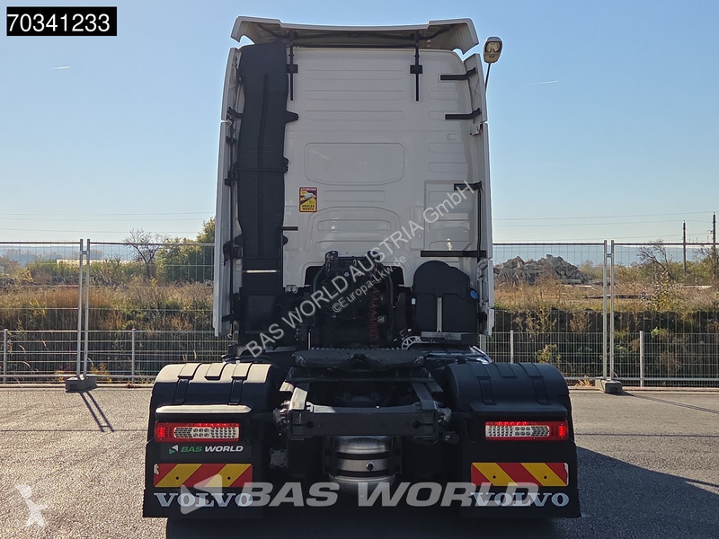 Traktor Volvo FH 460 4X2 XL Mega 2x Tanks...