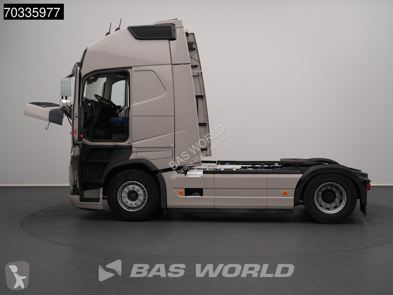 Cabeza tractora Volvo 500  4X2 XL Retarder 2x...