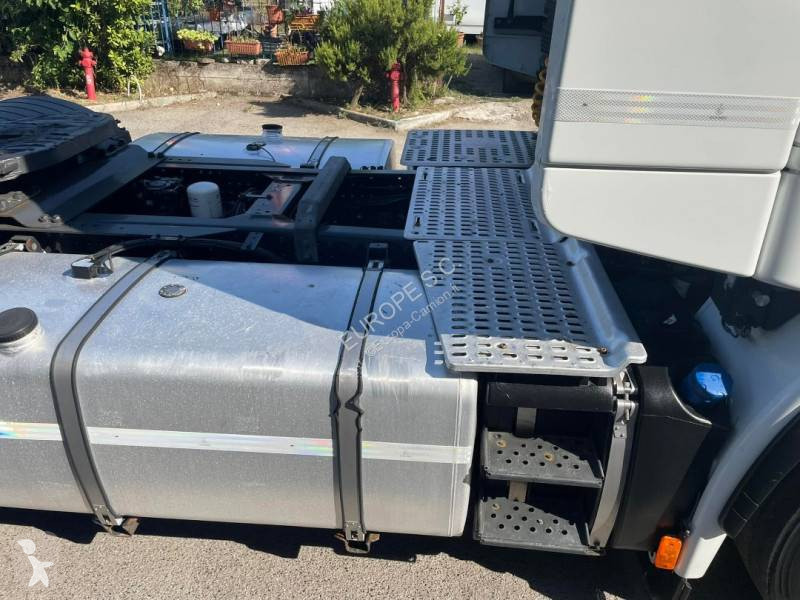 Cabeza tractora Iveco