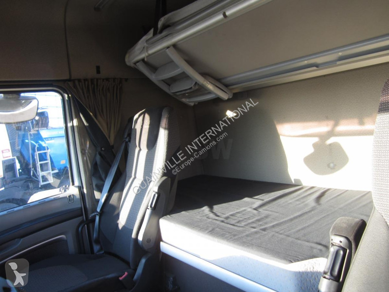 Tracteur DAF 460