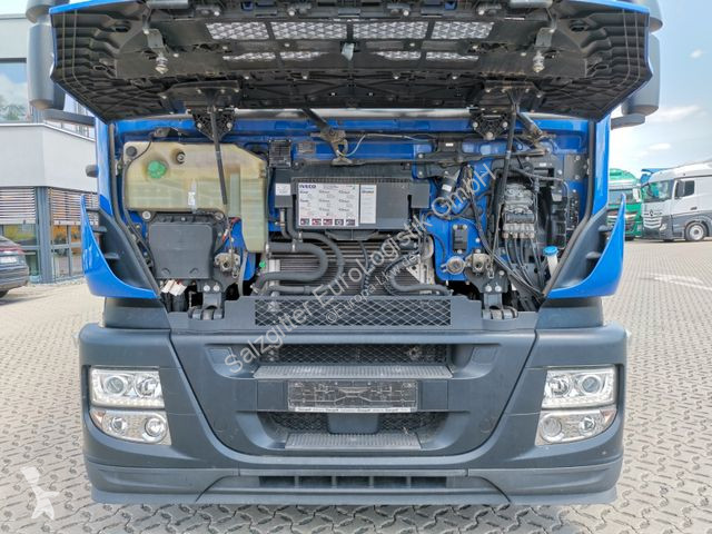 Traktor Iveco 400 / ZF Intarder / komplett