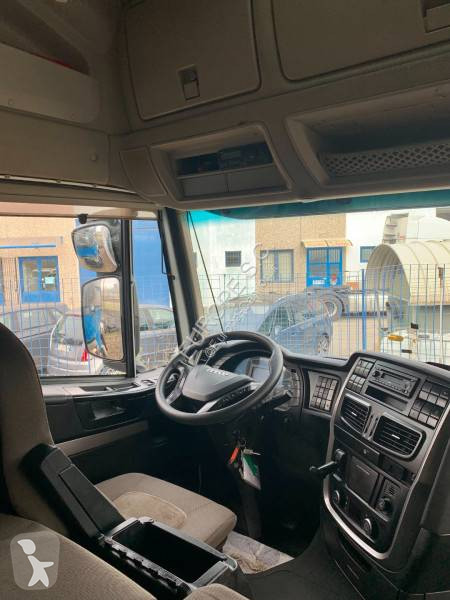 Traktor Iveco