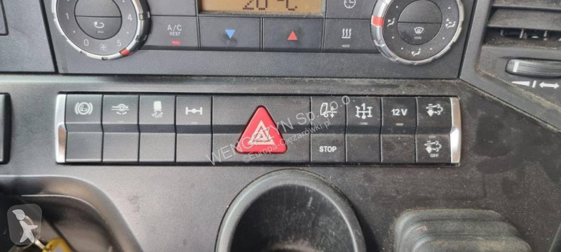 Conjunto rodoviário  Zestaw Mercedes Benz...