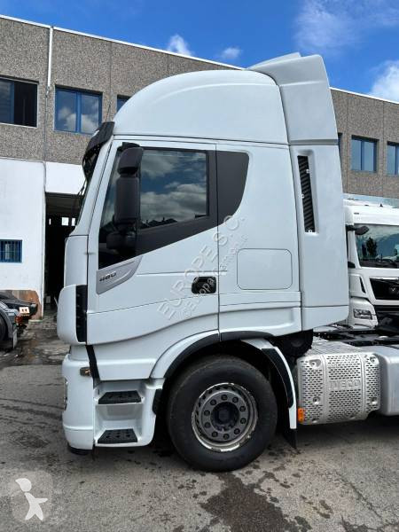 Cabeza tractora Iveco