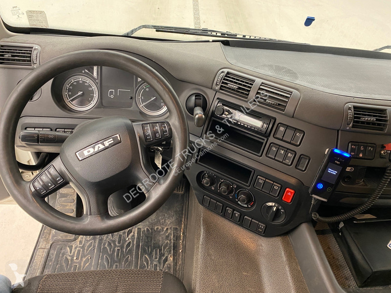 Traktor DAF 460