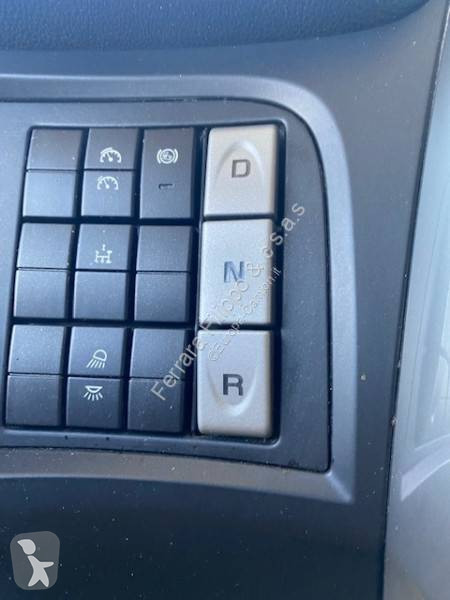 Traktor Iveco