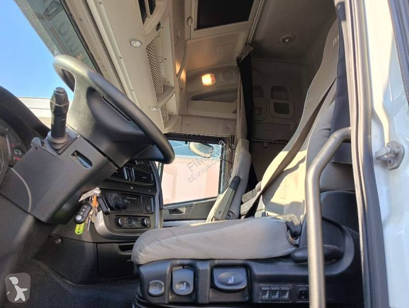 Traktor Iveco