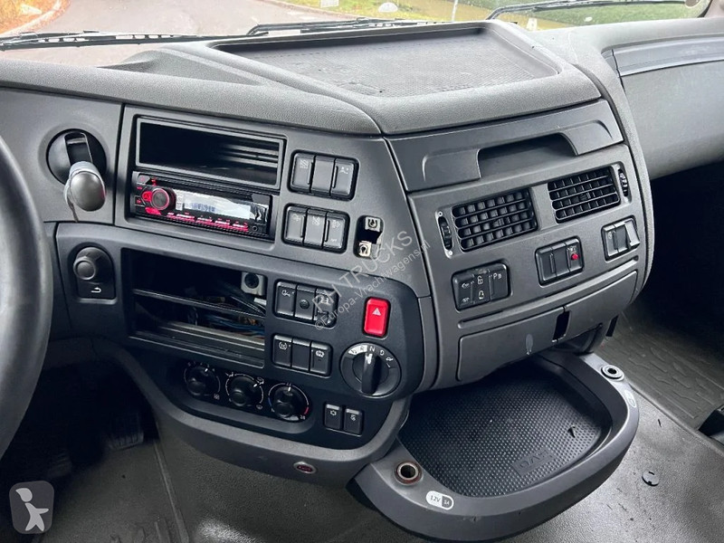 Trekker DAF 440 4X2 MEGA 678.649km