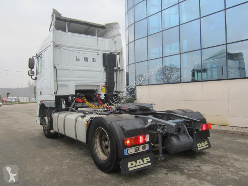 Traktor DAF 460