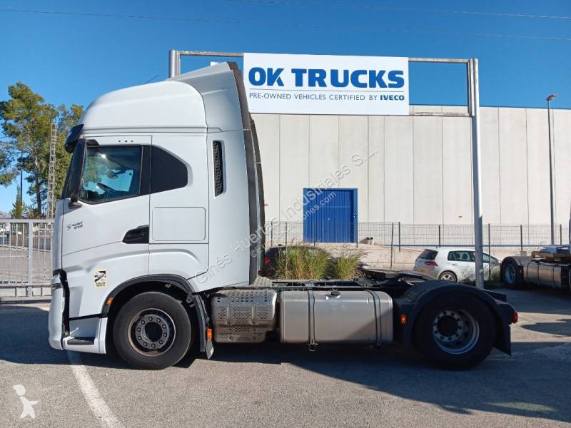 Cap tractor Iveco