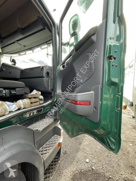 Traktor Scania 360