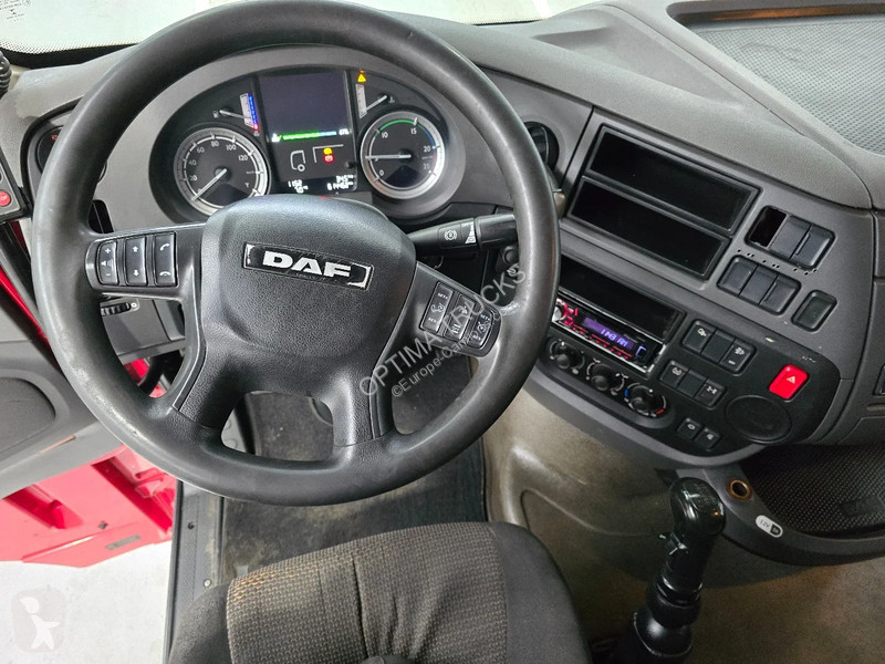 Traktor DAF 106460 EURO 6 / RETARDER / PTO /...