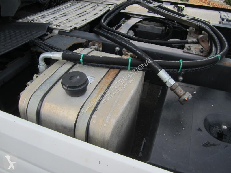 Traktor Renault 460 Gamme T