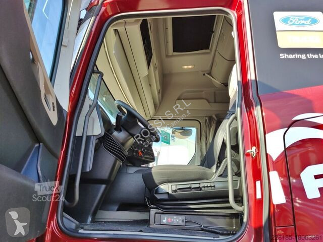 Tracteur Ford F-MAX 2020 Comfort Pack + 3 Anni...