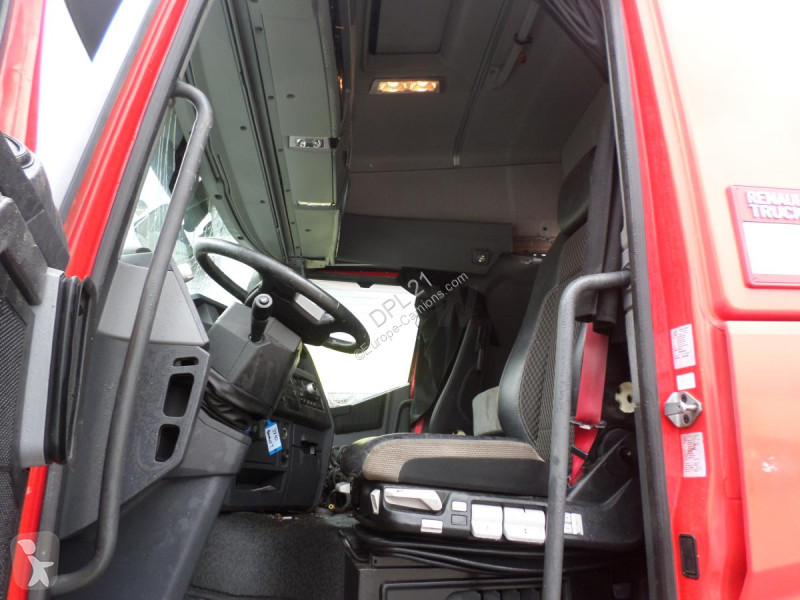 Traktor Renault 520 T-Series