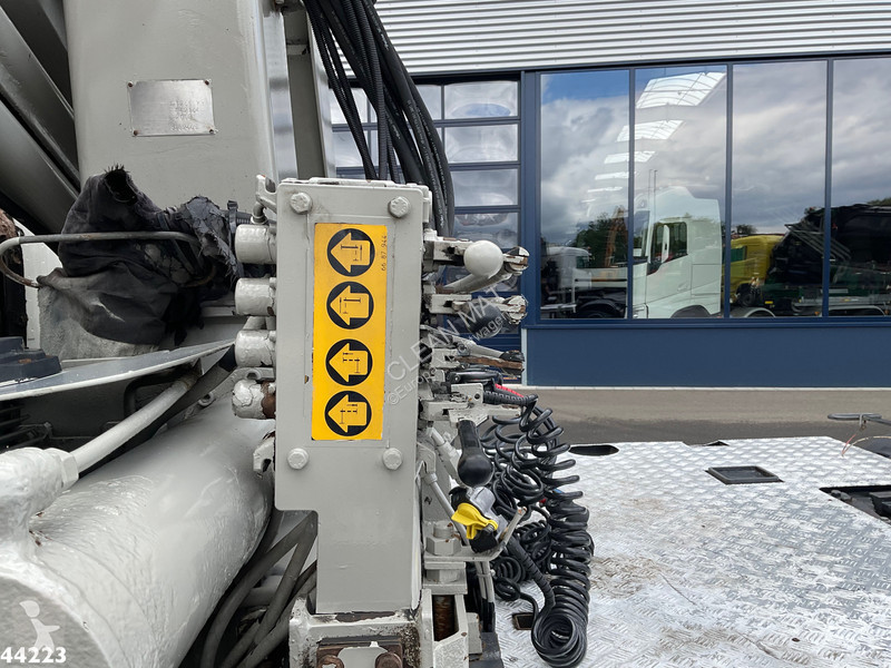 Tractor Volvo FM 340 HMF 12 Tonmeter laadkraan