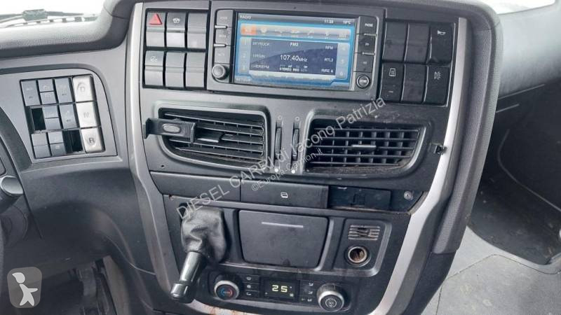 Traktor Iveco