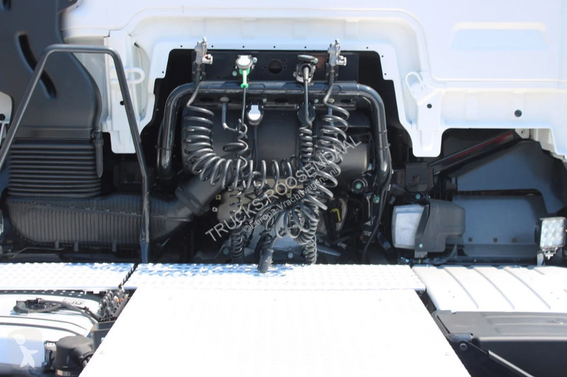 Traktor MAN TGX 24420 + EURO 6 + 6x2