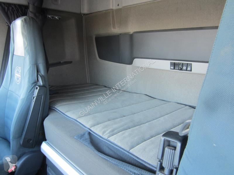 Traktor Volvo 700