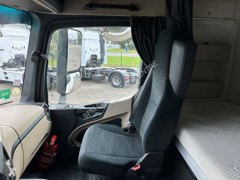 Traktor Mercedes