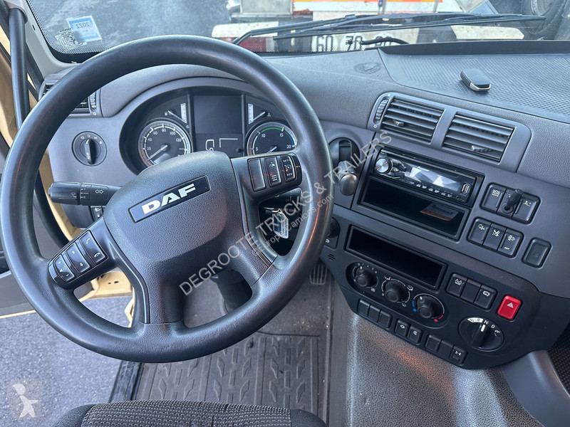 Traktor DAF 370
