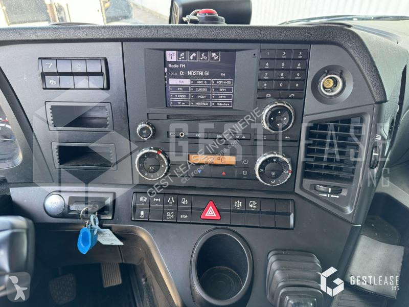 Traktor Mercedes  AROCS 1843